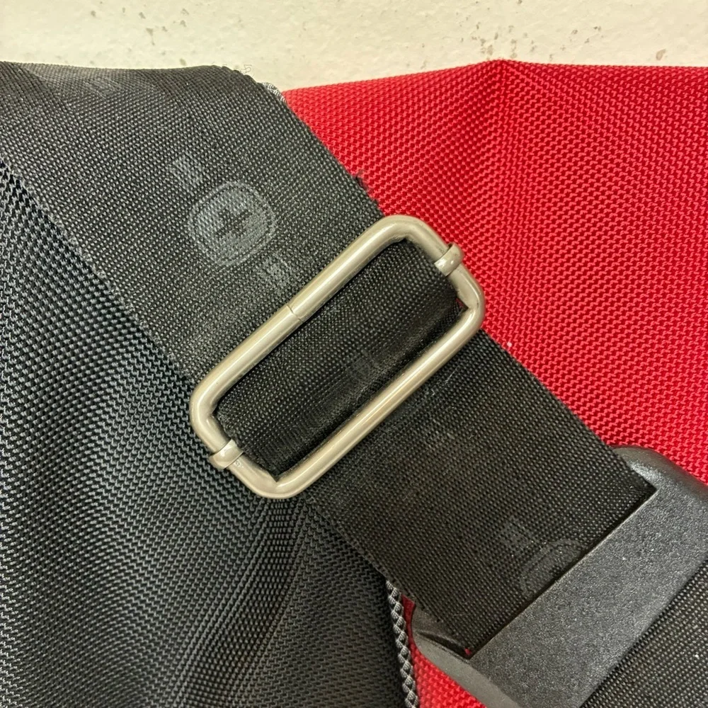 Swiss Gear Messenger/Laptop Bag by Wenger